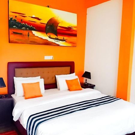 Bridge Hotel Negombo Kimbulapitiya Екстериор снимка