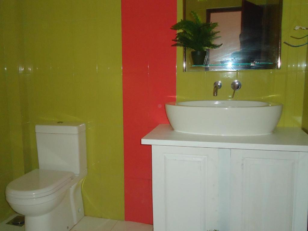 Bridge Hotel Negombo Kimbulapitiya Екстериор снимка