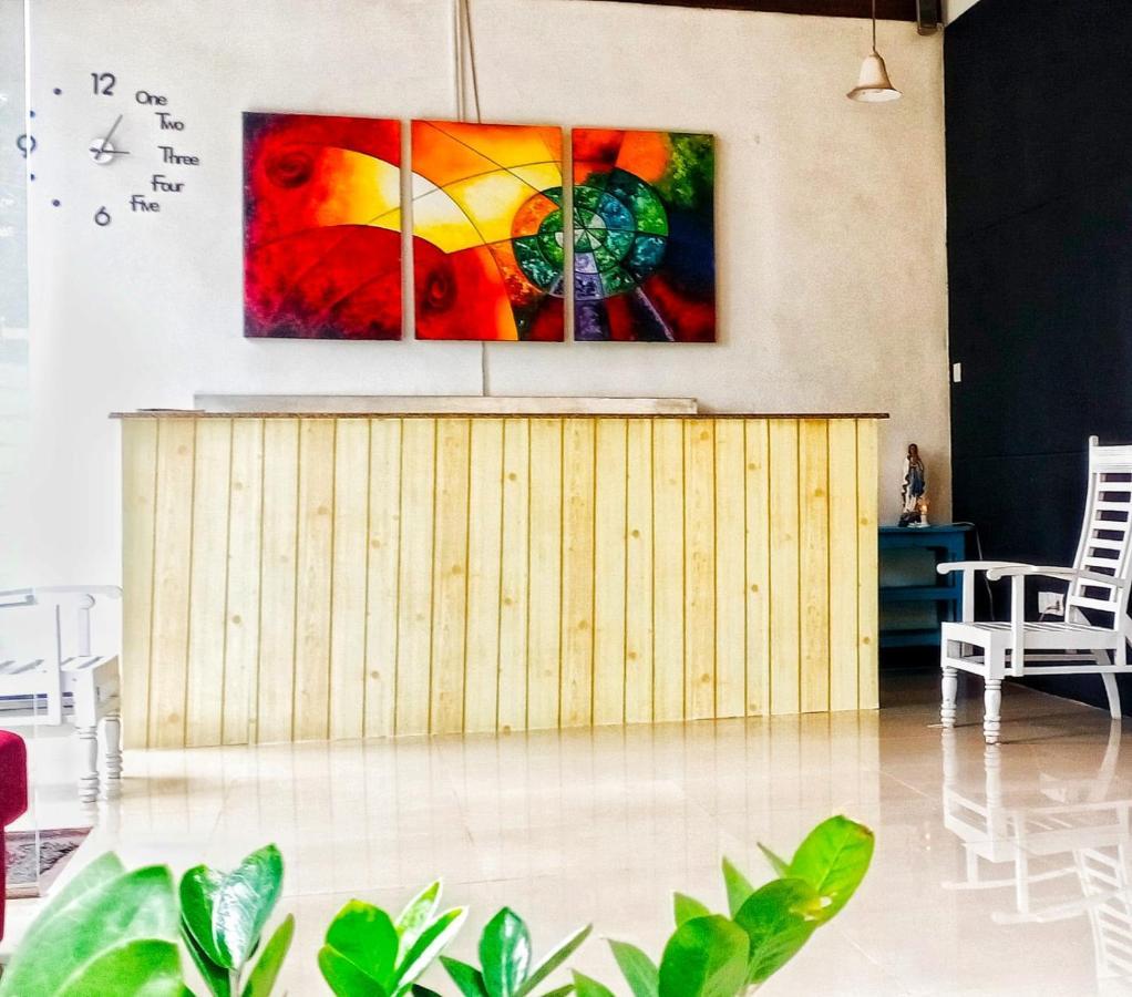 Bridge Hotel Negombo Kimbulapitiya Екстериор снимка