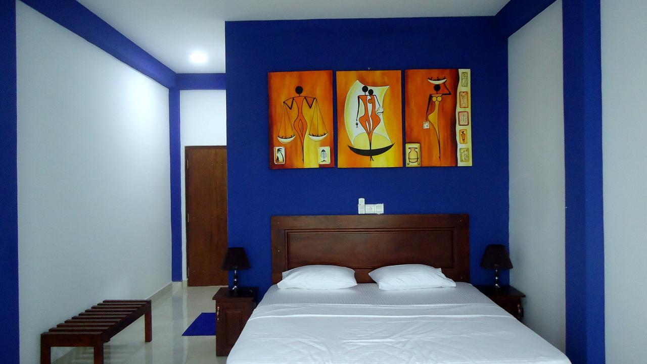 Bridge Hotel Negombo Kimbulapitiya Екстериор снимка